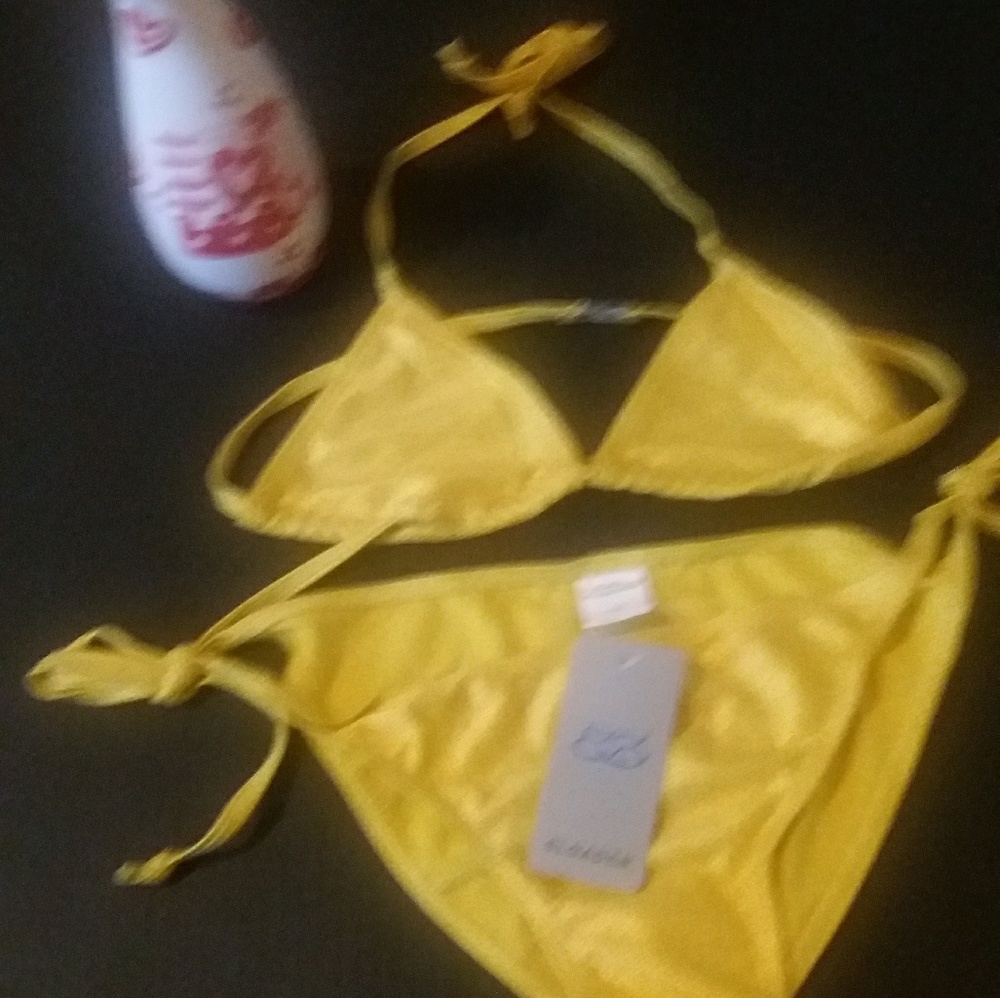 Swimsuit - Picture 2 of 2